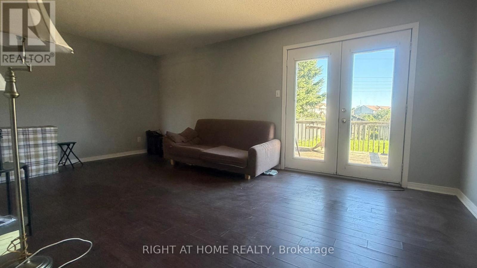 271 FLEMING DRIVE, London East (East D) — photo 6