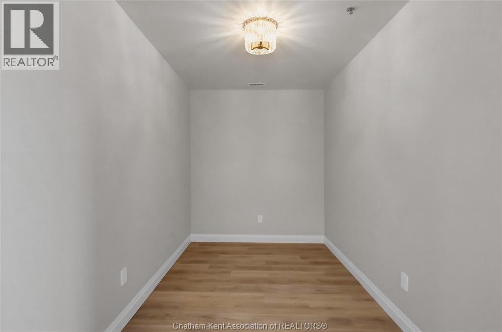 50 Nazarene ROAD Unit# 420, Blenheim — photo 4