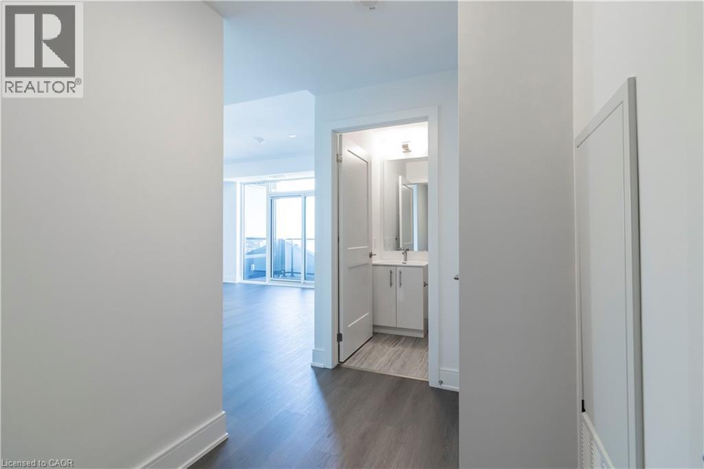 25 WELLINGTON Street S Unit# 3410, Kitchener — photo 8