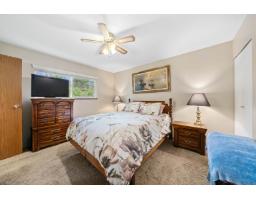 14974 92a Avenue, Surrey, BC V3R7A5 Photo 14