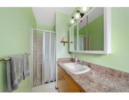 14974 92a Avenue, Surrey, BC V3R7A5 Photo 17