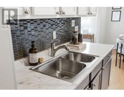 1-3 - 540 Mary Street E, Whitby, ON L1N2R1 Photo 7
