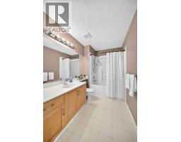 Family room - 40, 200 Hidden Hills Terrace Nw, Calgary, AB T3A6E8 Photo 13