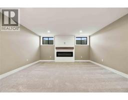 6747 Griffin Drive, Plympton Wyoming, ON N0N1E0 Photo 34