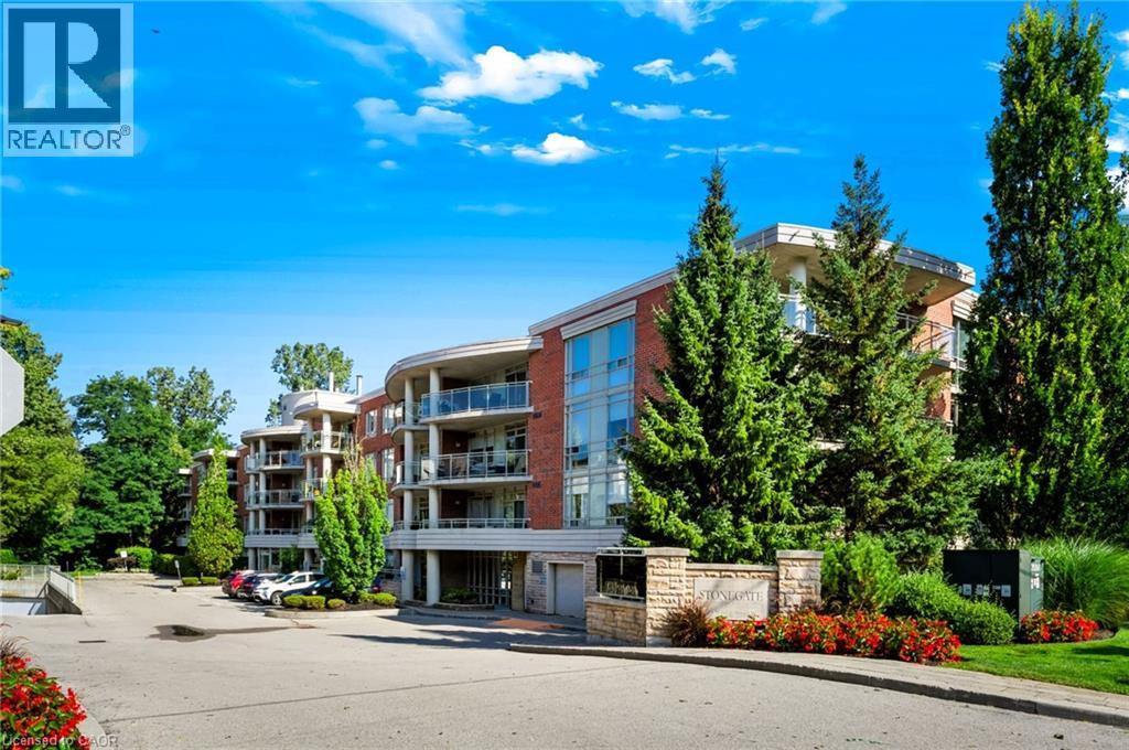 125 WILSON Street W Unit# 301