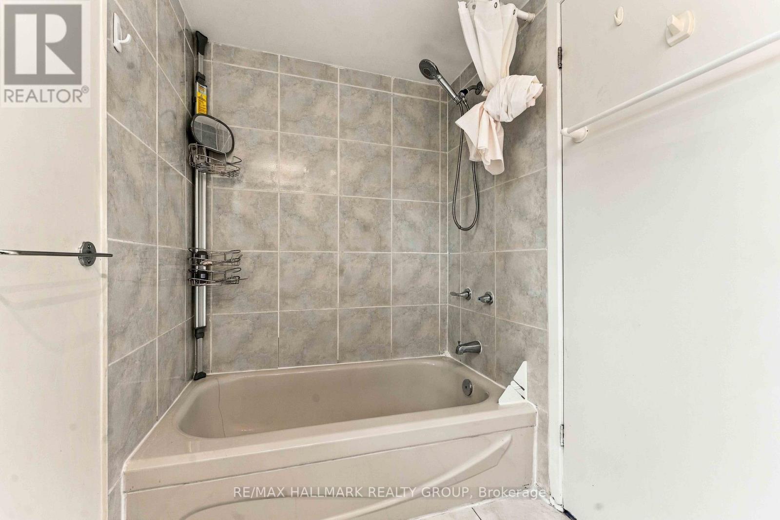 3 ASHBURY PLACE - Image 22