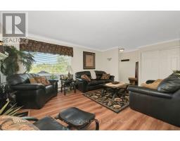 Laundry room - 1a - 762 St. Andre Drive, Ottawa, ON K1C4S6 Photo 8