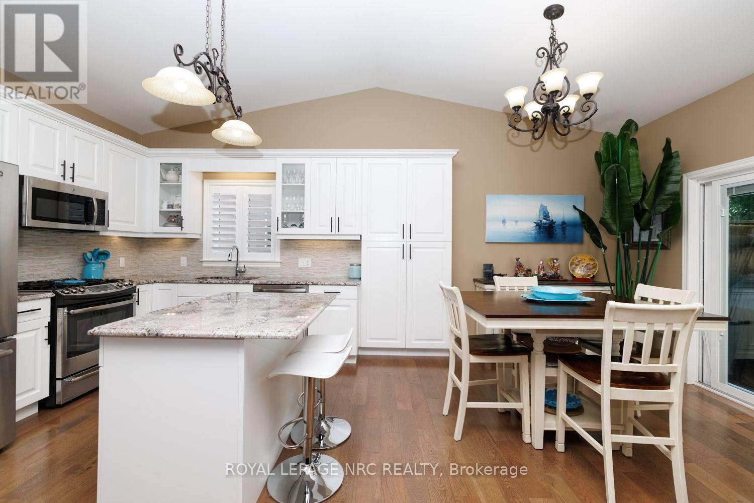 3309 GROVE AVENUE - 11
