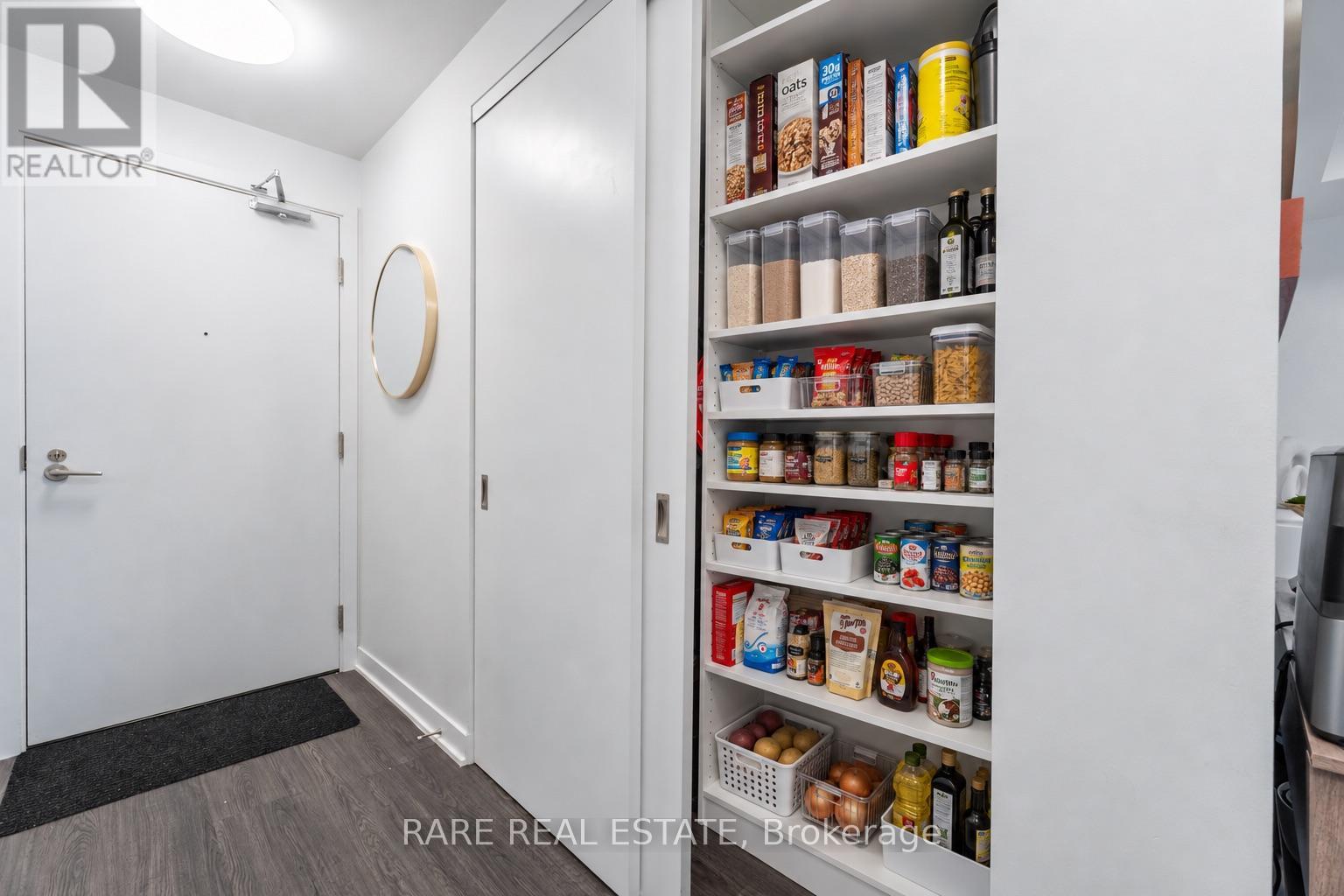 #410 185 ALBERTA AVENUE - 12