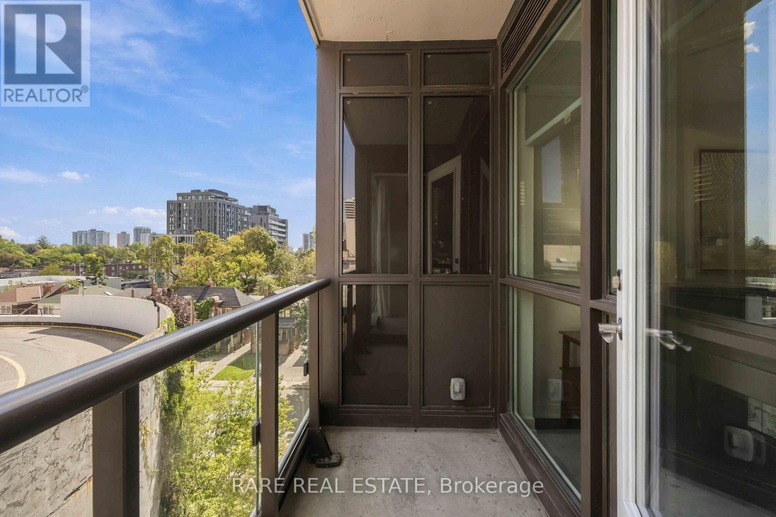 #518 60 BERWICK AVENUE - 20