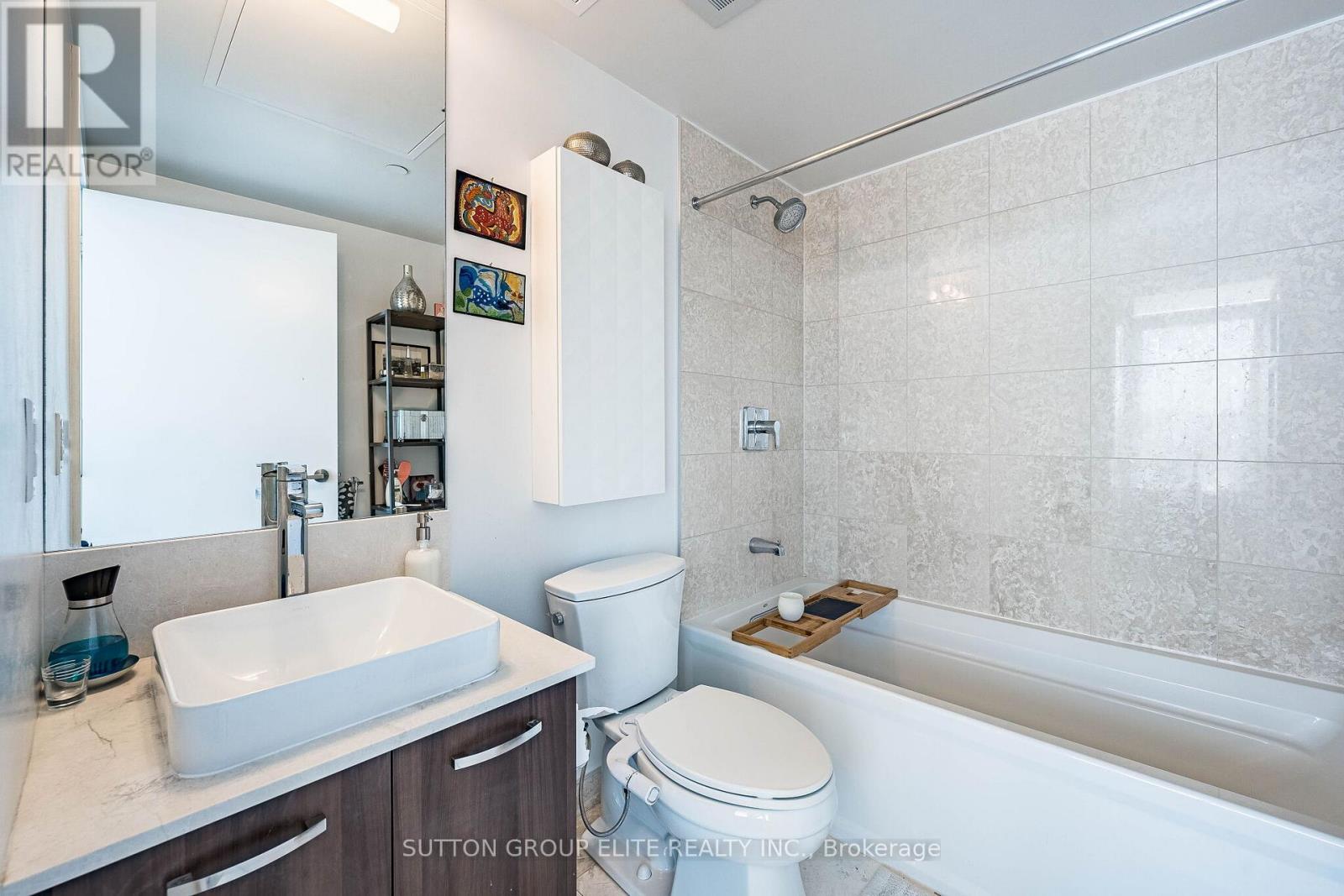#814 3018 YONGE STREET - 29
