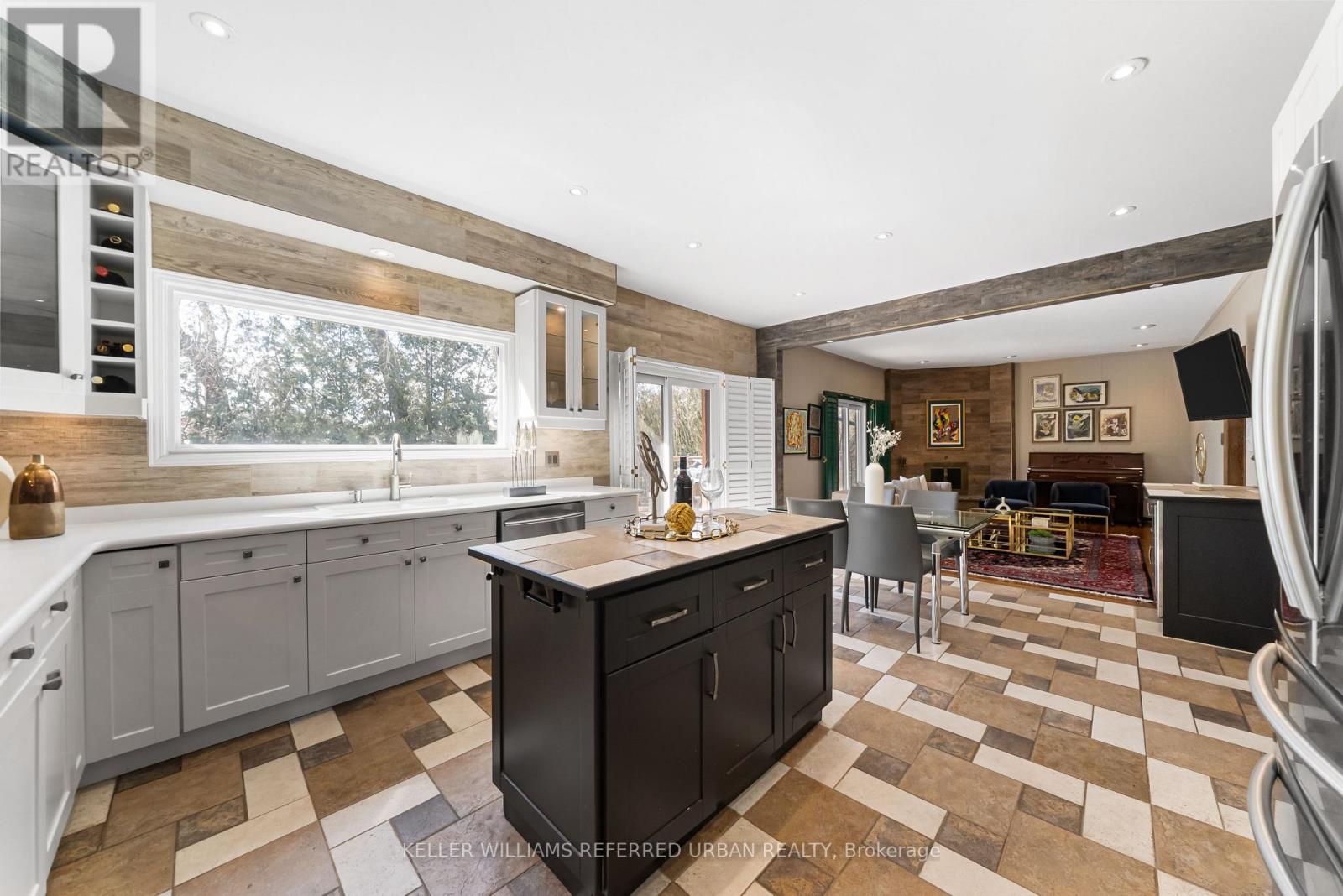 73 GARNIER COURT - 14