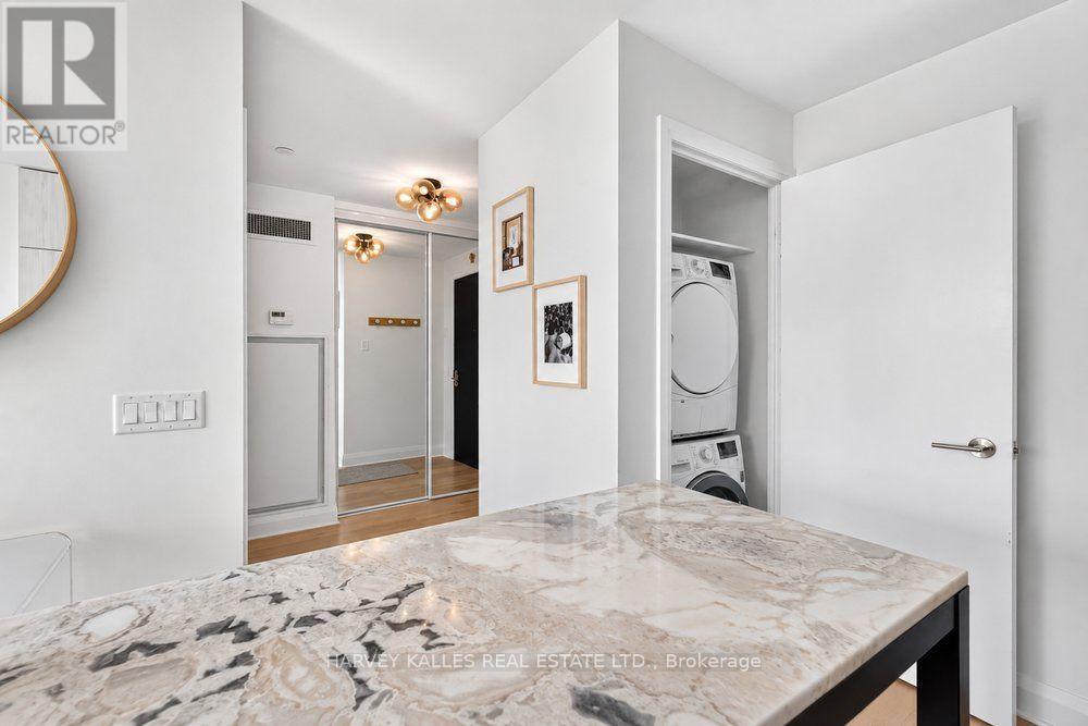 #510 151 AVENUE ROAD - Image 17
