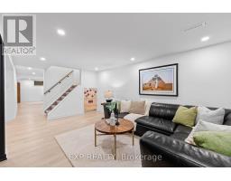 1439 Parkham Crescent, Pickering, ON L1W1B7 Photo 19