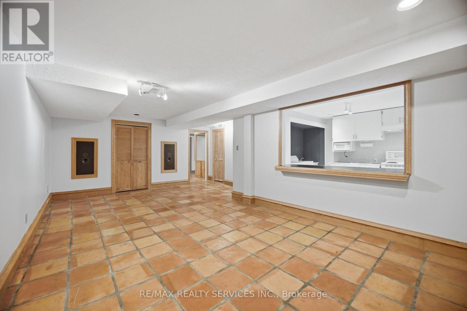 15 SHOREVIEW DRIVE - Image 33