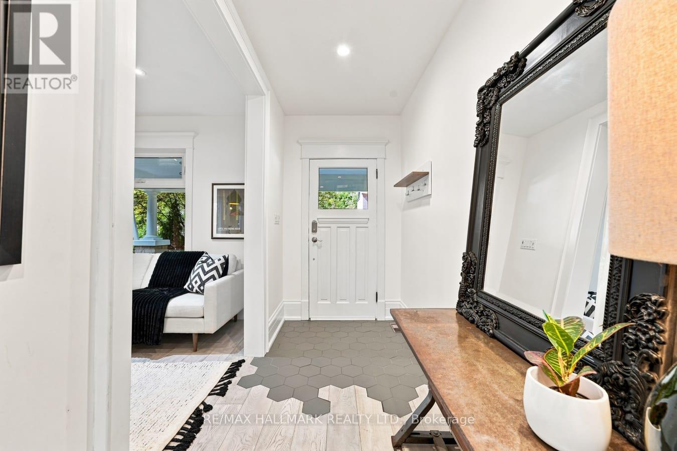 15 REDWOOD AVENUE - 4