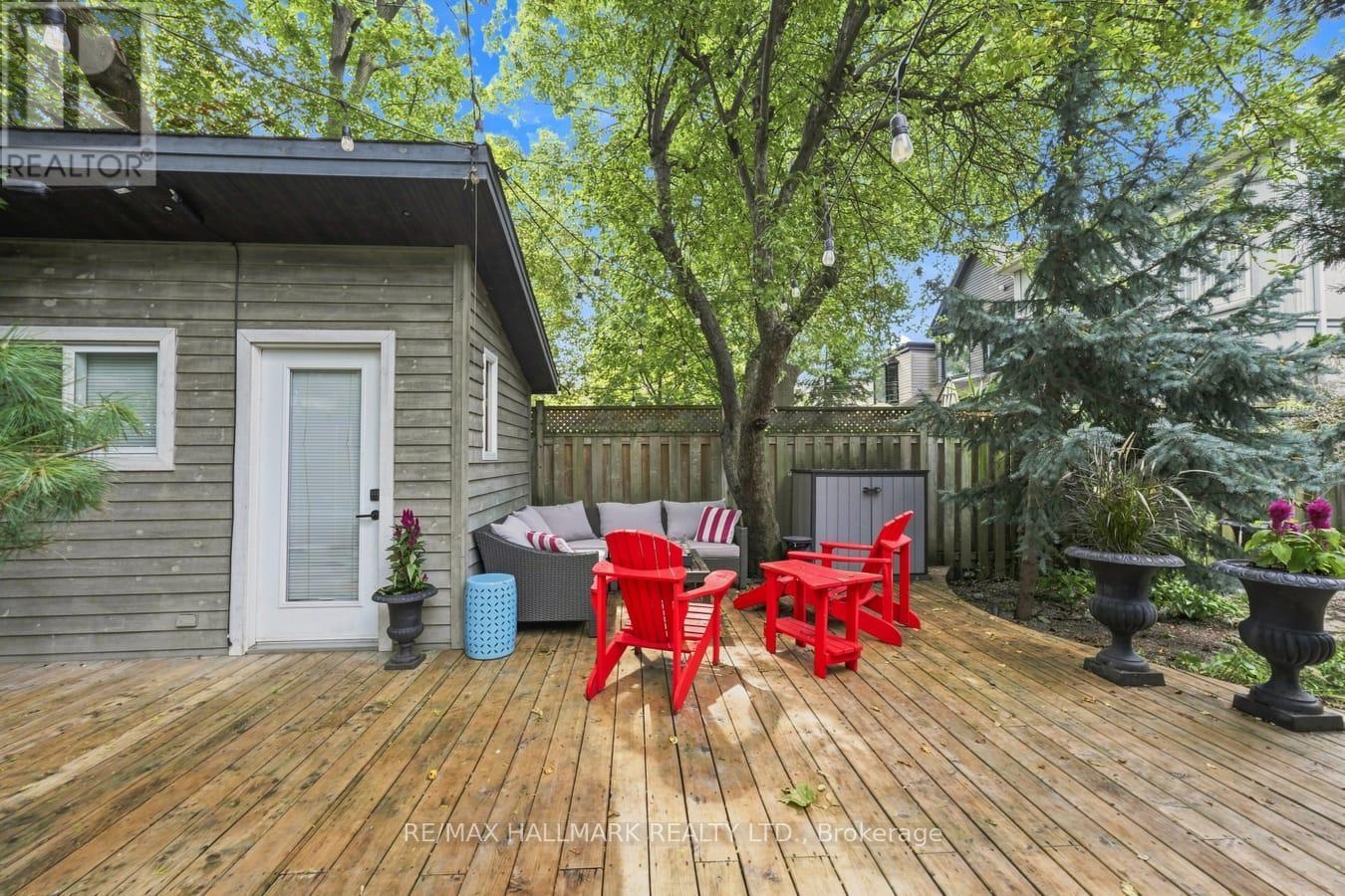 15 REDWOOD AVENUE - 42