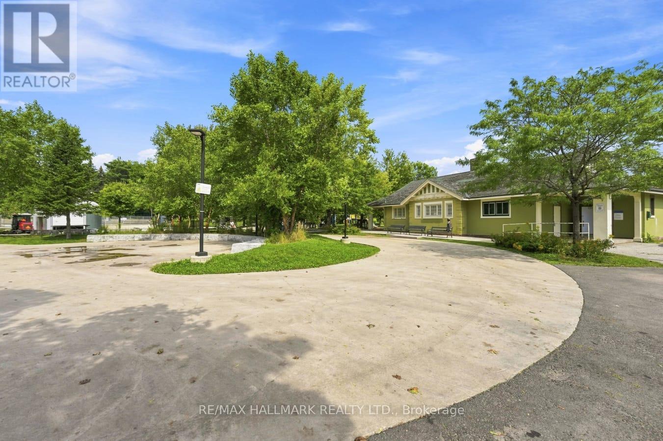 15 REDWOOD AVENUE - 45