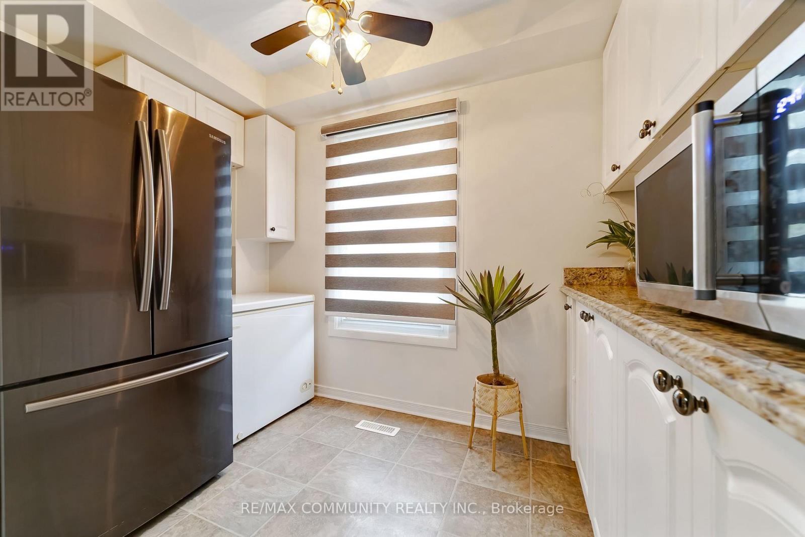 #55 1055 CENTRAL PARK BOULEVARD N - 14