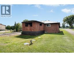 Primary Bedroom - 2300 County Rd 12, Essex, ON N8M2X6 Photo 9