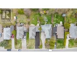 Bsmt - 12 Davidson Road, Aurora, ON L4G2B1 Photo 23