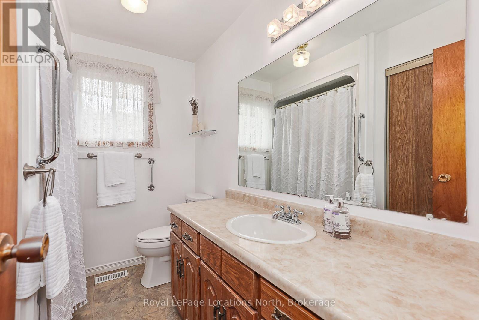 26 STROUD CRESCENT - Image 19
