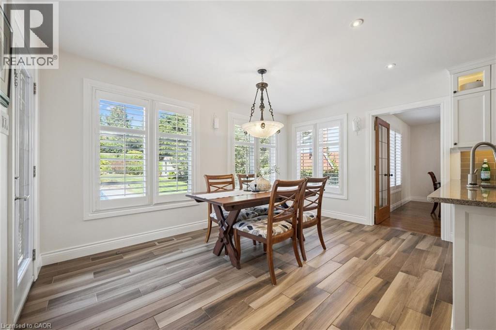 54 CORFIELD Drive - 16