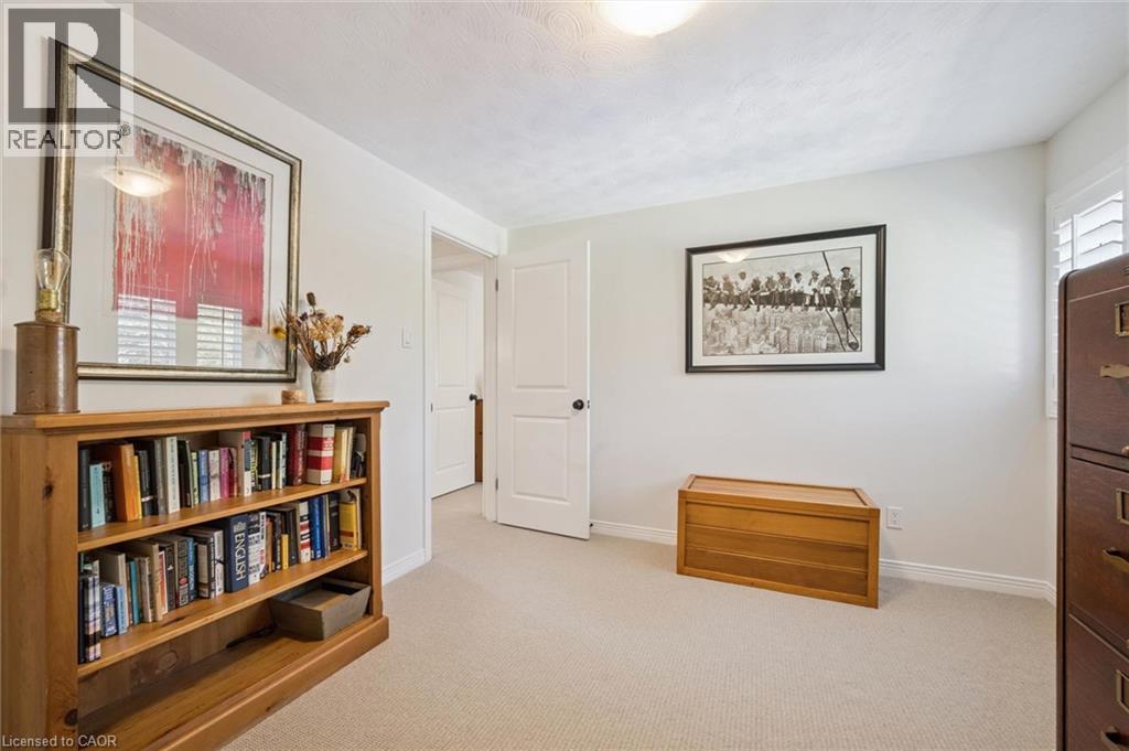 54 CORFIELD Drive - 30