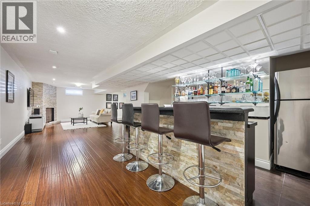 54 CORFIELD Drive - Image 38