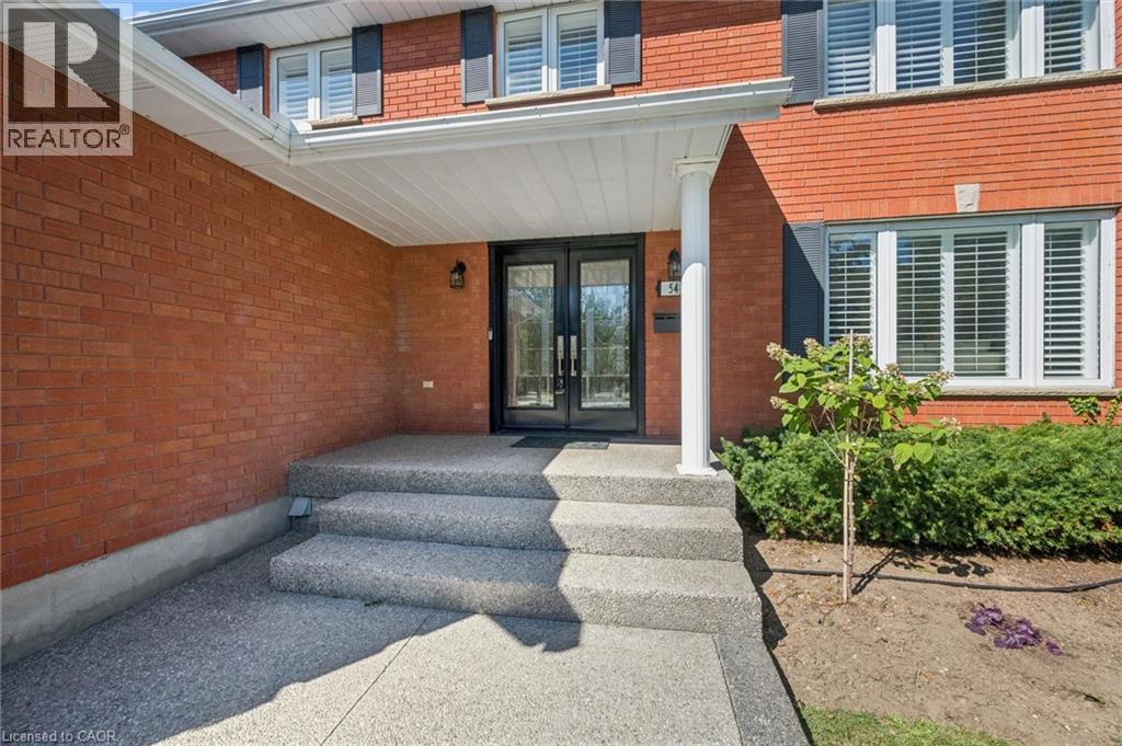 54 CORFIELD Drive - 4