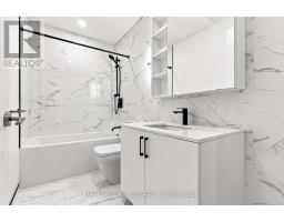 330 - 689 The Queensway, Toronto, ON M8Y3A6 Photo 7