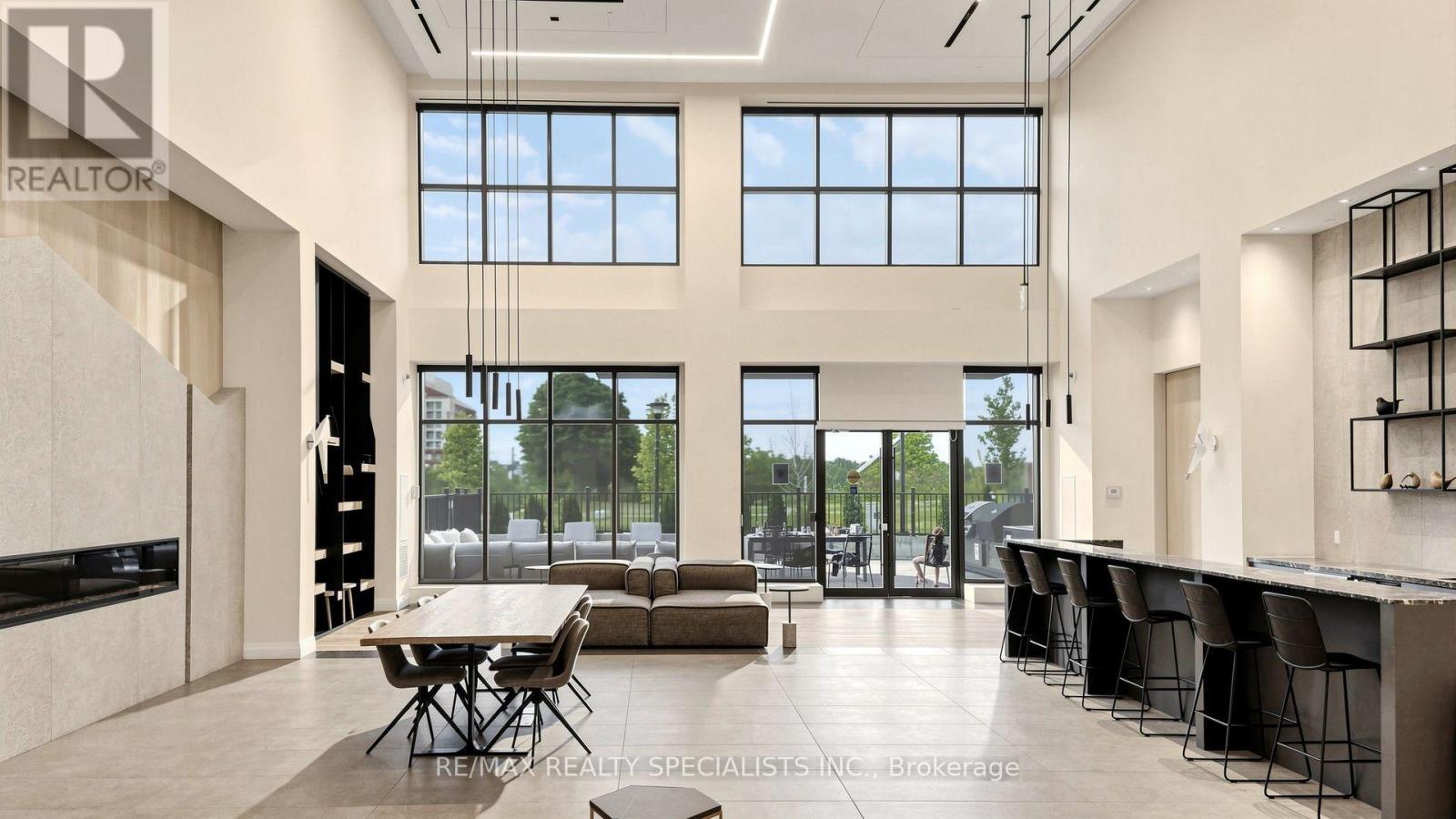 #601 60 GEORGE BUTCHART DRIVE - Image 35