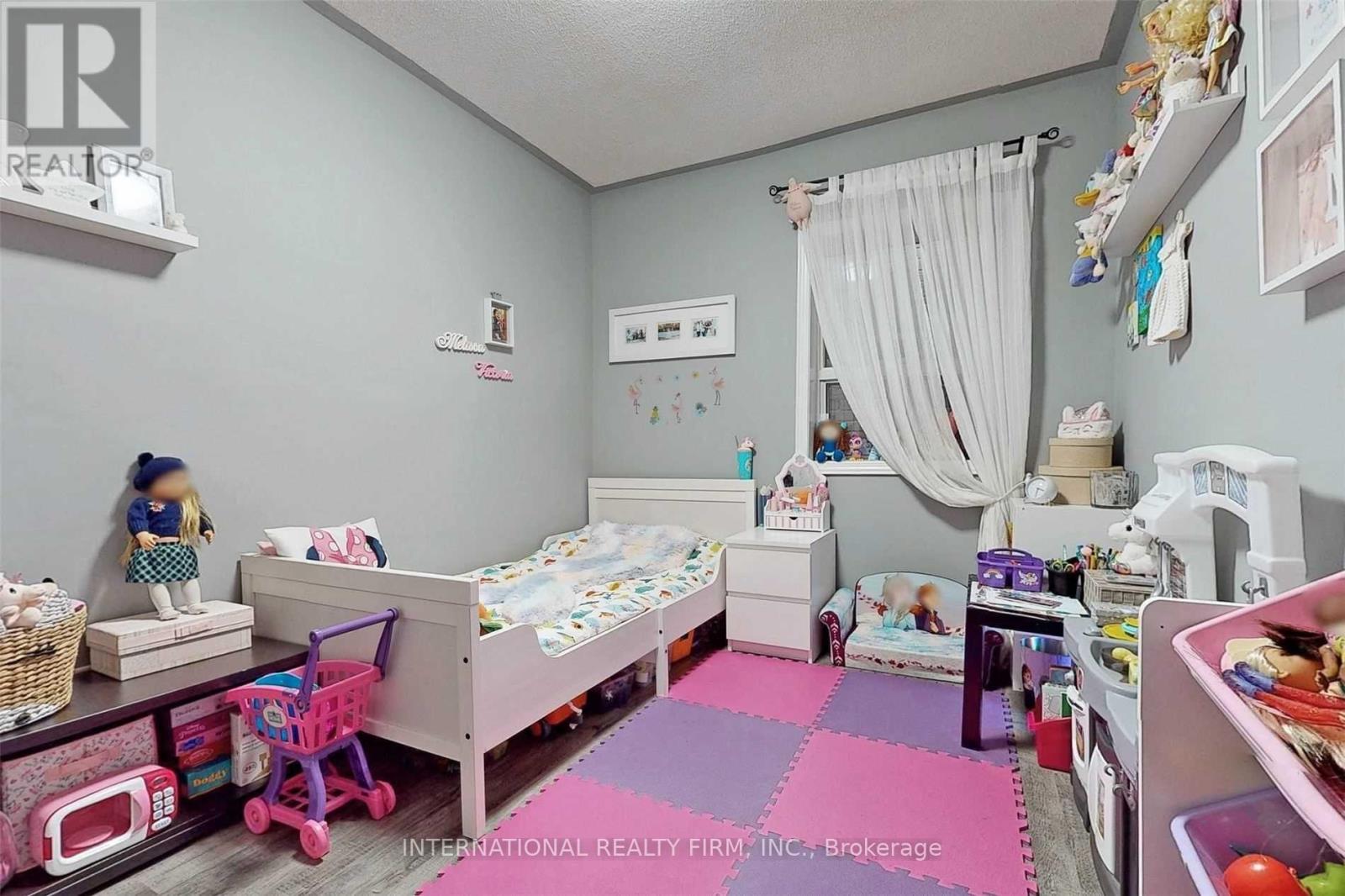 297 GILBERT AVENUE - Image 11