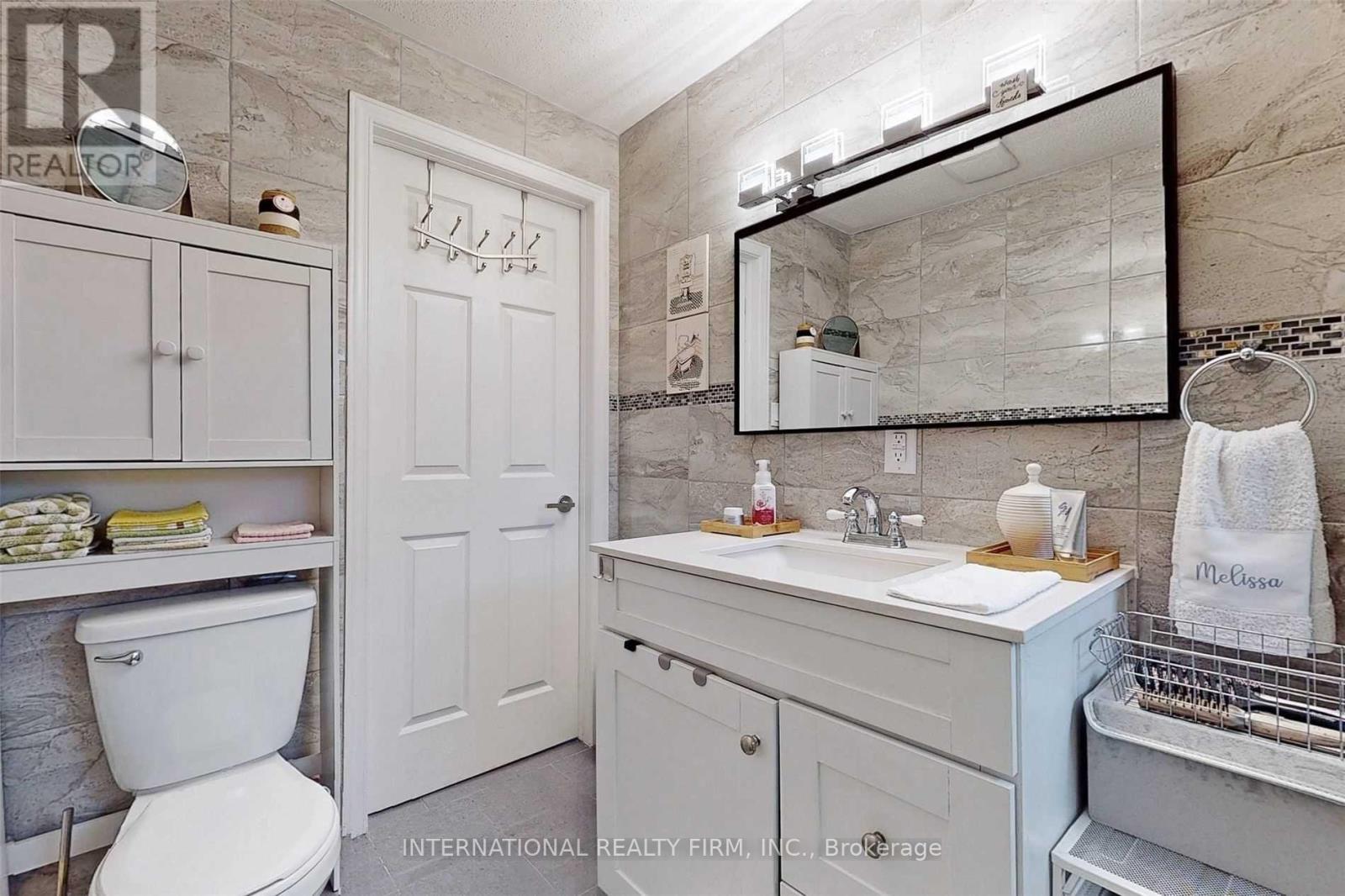 297 GILBERT AVENUE - 14