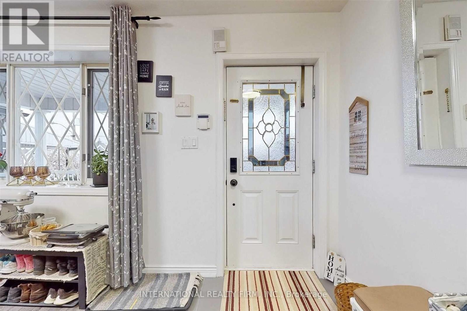 297 GILBERT AVENUE - 15
