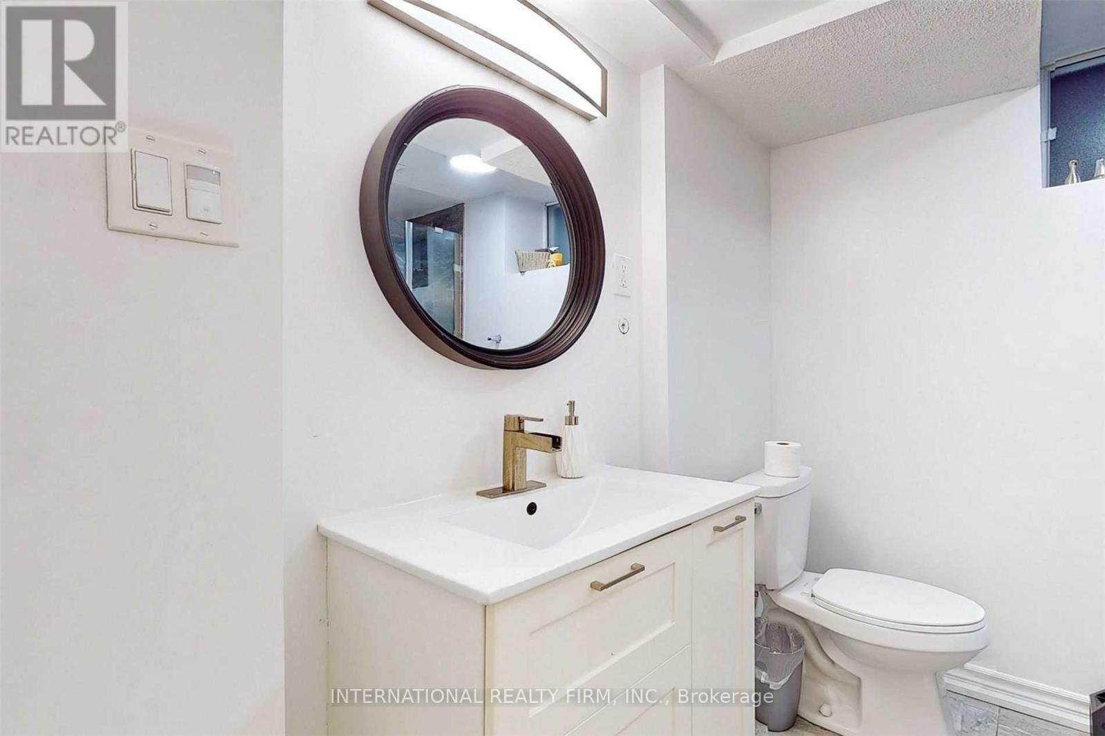 297 GILBERT AVENUE - 24