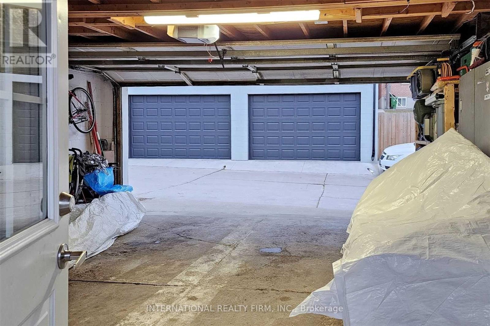 297 GILBERT AVENUE - Image 33