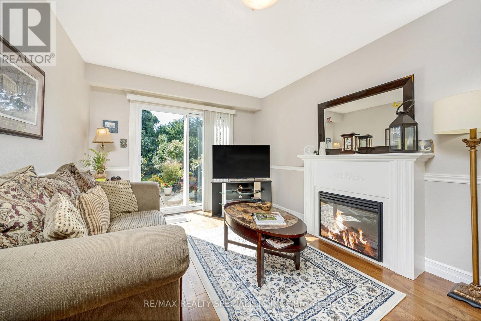6356 CHAUMONT CRESCENT - 16
