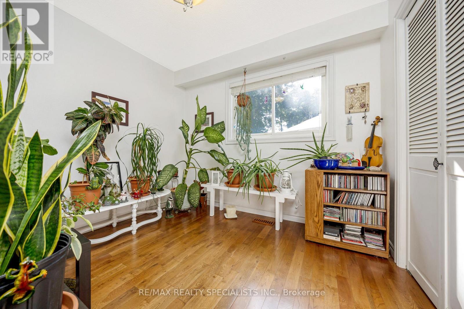 6356 CHAUMONT CRESCENT - 19
