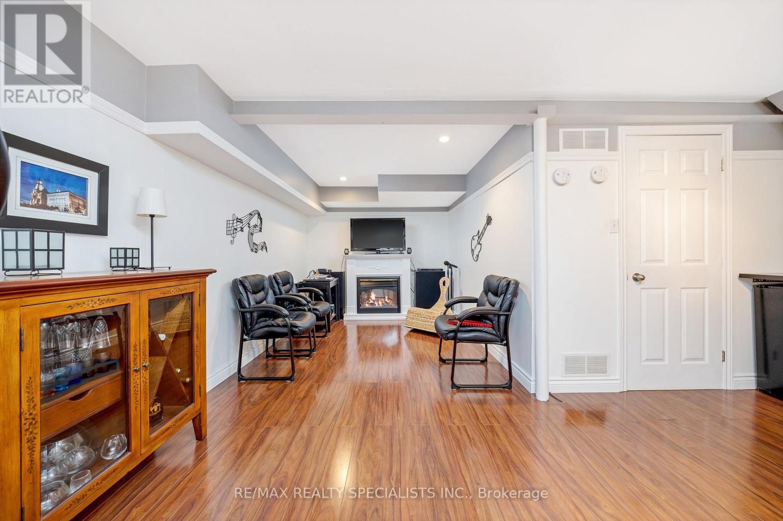 6356 CHAUMONT CRESCENT - Image 25