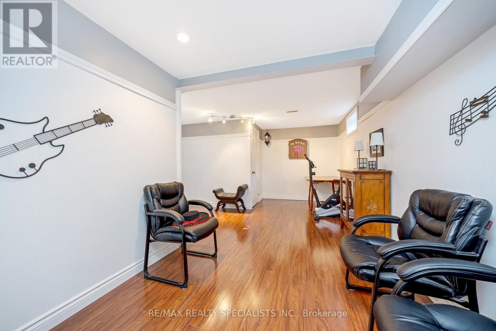 6356 CHAUMONT CRESCENT - Image 27
