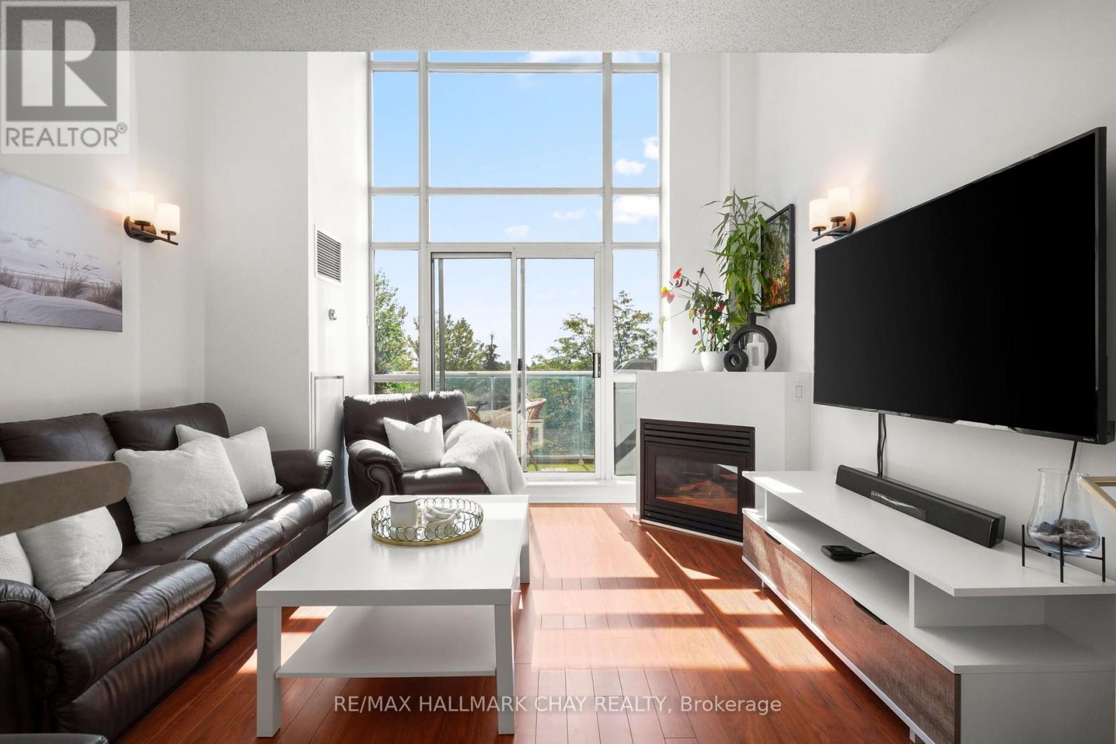 #307 200 MANITOBA STREET - 11