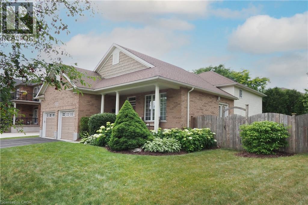 559 SPRINGWATER Drive — photo 2