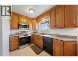 Recreation room - 2223 Hall Road, Binbrook, ON L0R1C0 Photo 8