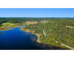 Ch. Lemens, Lac Sainte Marie, QC J0X1Z0 Photo 14