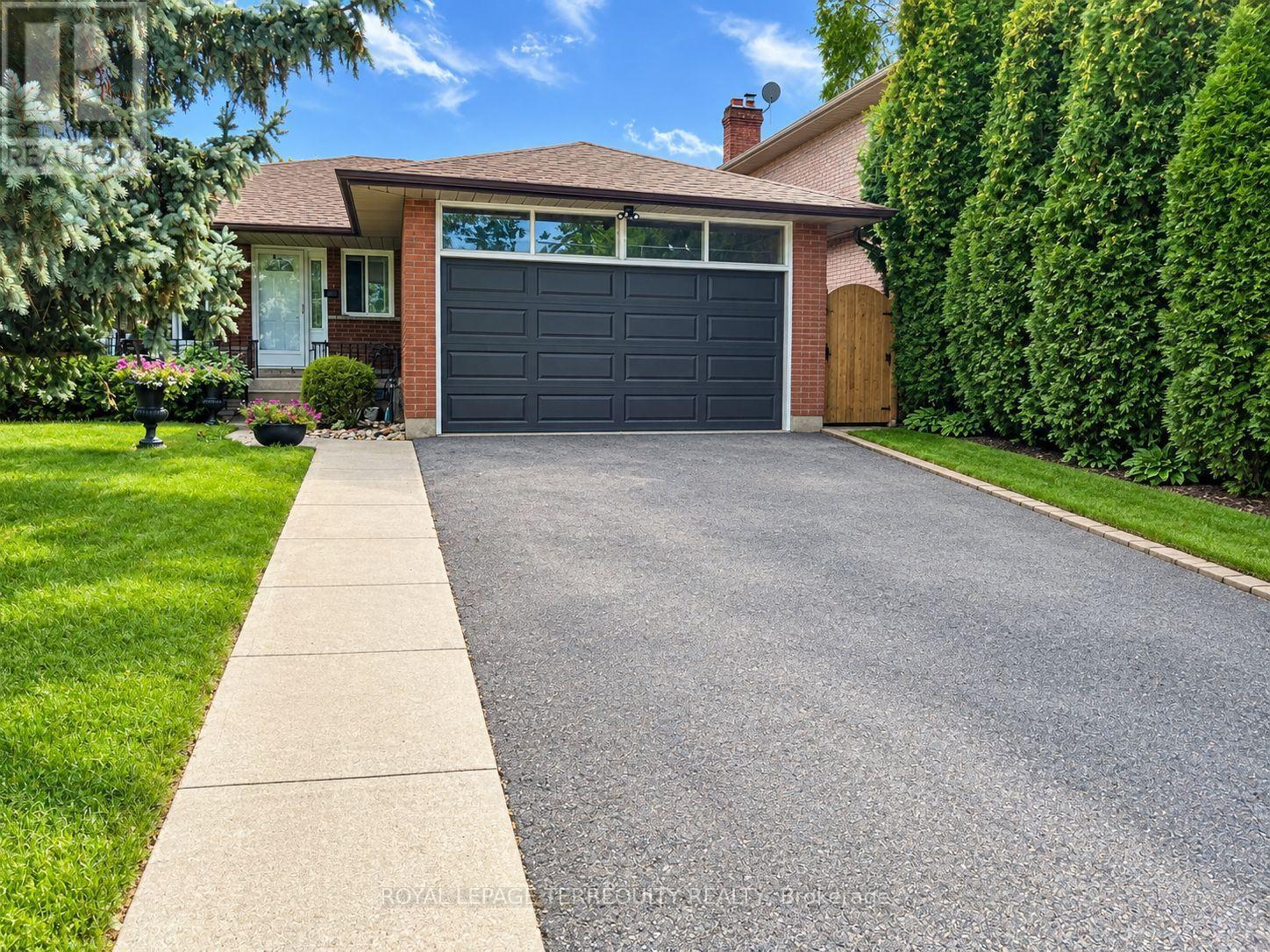 LOWER - 896 FOURTH STREET, Mississauga (Lakeview) — photo 1