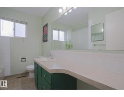 5807 48b Av, Camrose, AB T4V0L9 Photo 21