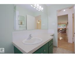 5807 48b Av, Camrose, AB T4V0L9 Photo 22