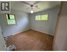 Mud room - 656 Mcnaughton Avenue East, Chatham, ON N7L0E4 Photo 8