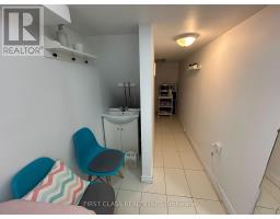 Front - 567 Oakwood Avenue, Toronto, ON M6E2X6 Photo 11